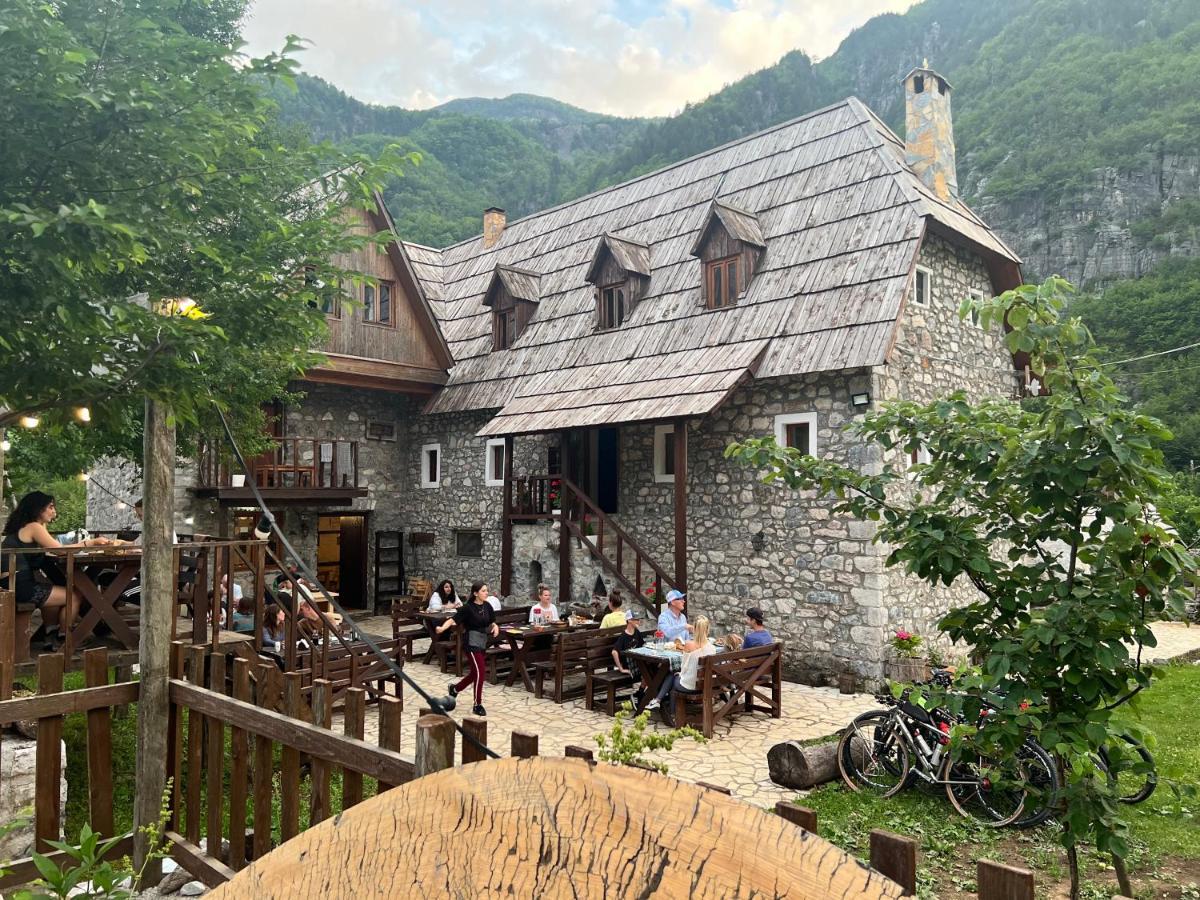 Shpella Guest house