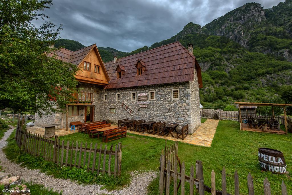 Guest house Shpella Theth
